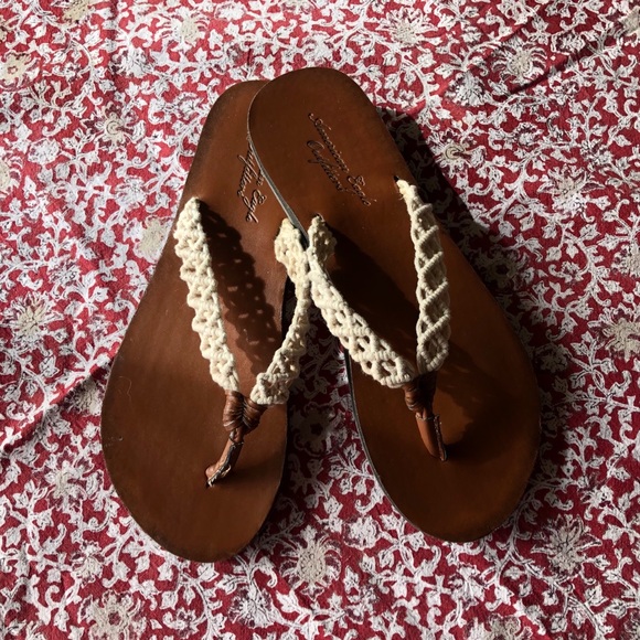 American Eagle Outfitters Shoes - Crochet Cream AE Flip Flops